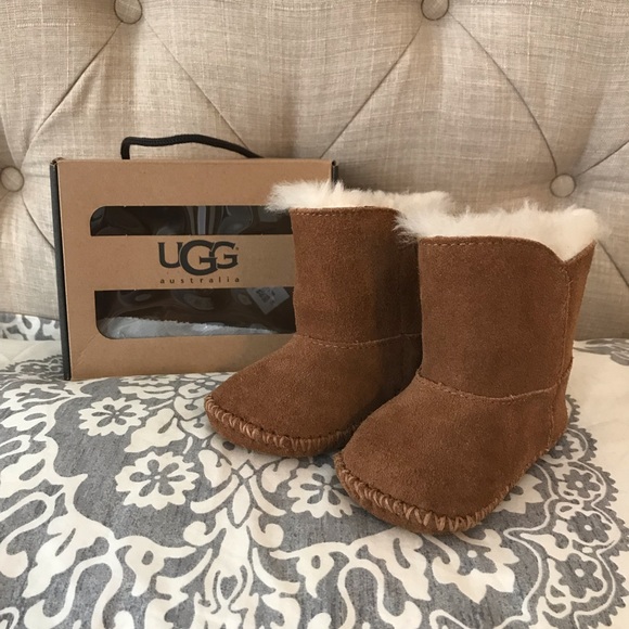 ugg boots 23